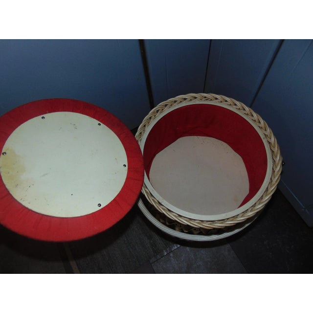 1970s Vintage Trinket Box on Legs For Sale - Image 5 of 6