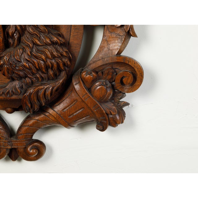 Late 19th Century English 1880s Carved Wooden Wall Cartouche Depicting a Dog with Coat of Arms For Sale - Image 5 of 8