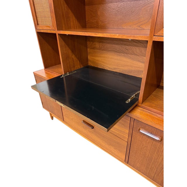 Mid-Century Modern Lane 2-Piece Walnut Storage Cabinet For Sale In Philadelphia - Image 6 of 11