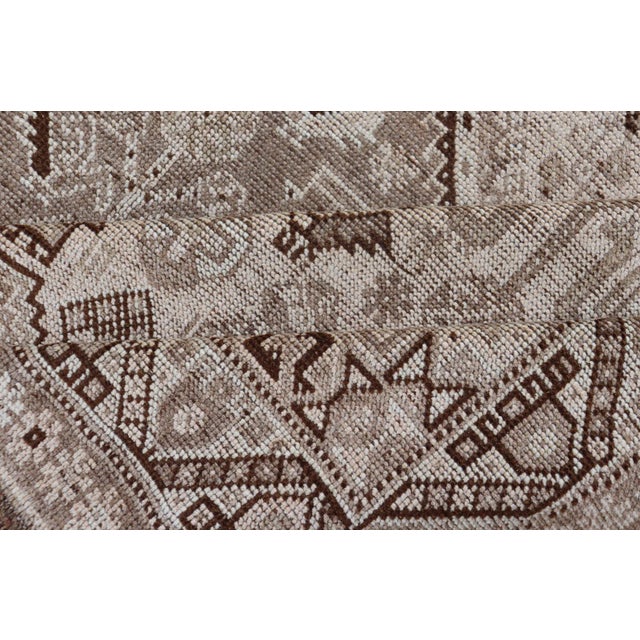 Early 20th Century Hand Knotted Antique Persian Shiraz Rug With Tribal Geometric Medallions For Sale - Image 12 of 13