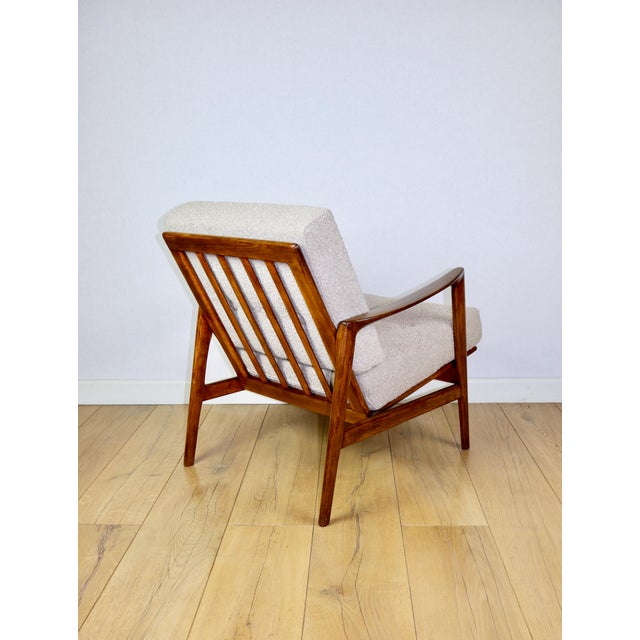 Vintage Stefan Armchair in Oak Wood from PRL, 1970s For Sale - Image 6 of 11