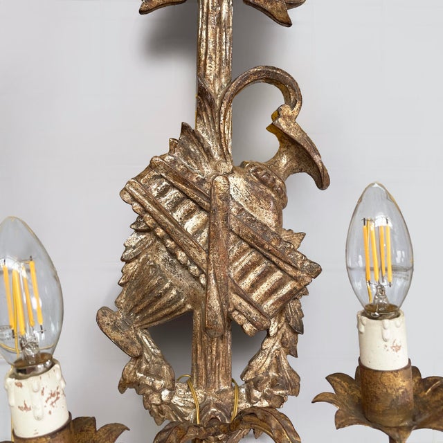 French Louis XVI Wall Lamps in Gilded Wood, 1800s, Set of 2 For Sale - Image 9 of 12