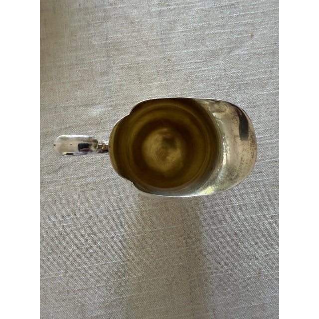 Vintage Poole Silver Co Silverplate Creamer & Sugar Bowl Set | Footed Silver Serveware For Sale In Los Angeles - Image 6 of 11