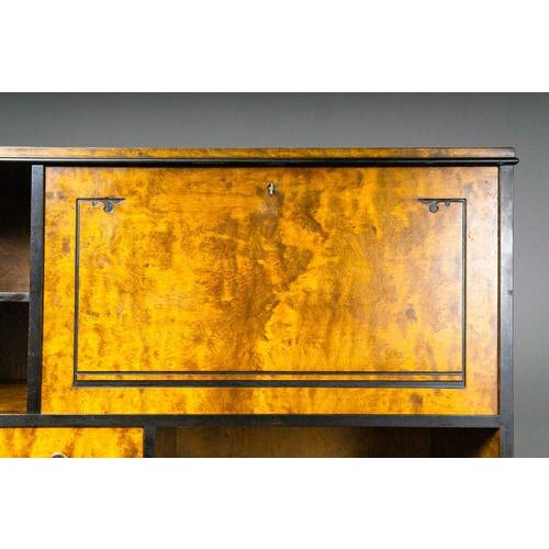Art Deco Highboard in Birch For Sale - Image 17 of 18