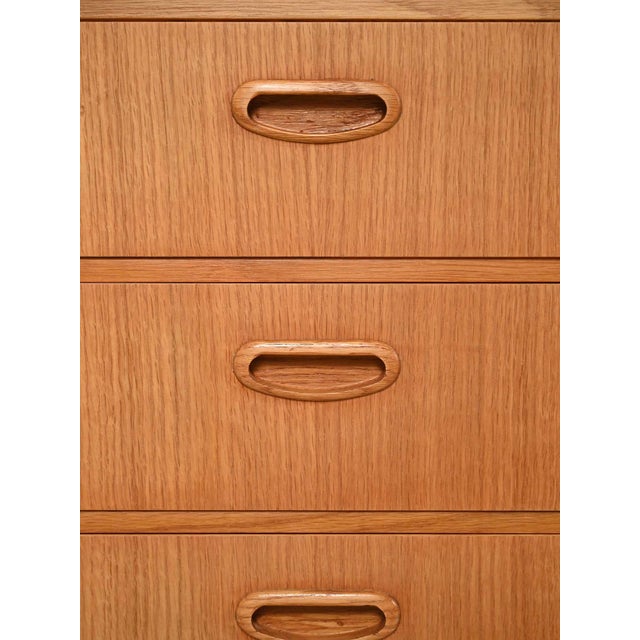 Wood Small Scandinavian Oak Chest of Drawers, 1960s For Sale - Image 7 of 10
