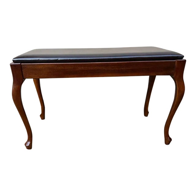 Late 20th Century Vintage Queen Anne Style Piano Footstool or Ottoman by Kimball Co With Cushion For Sale