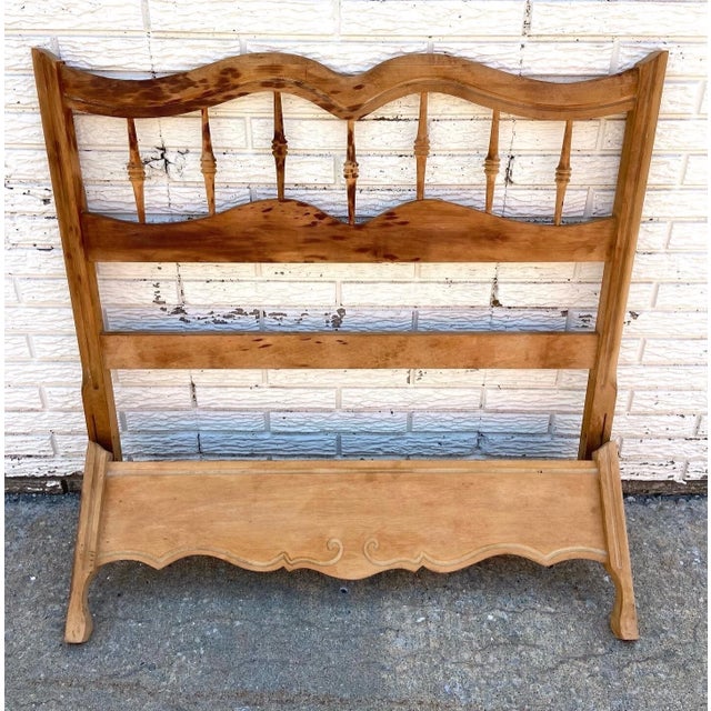 This cute little unfinished twin sized headboard and footboard features beautifully turned spindles and legs. Needs some...