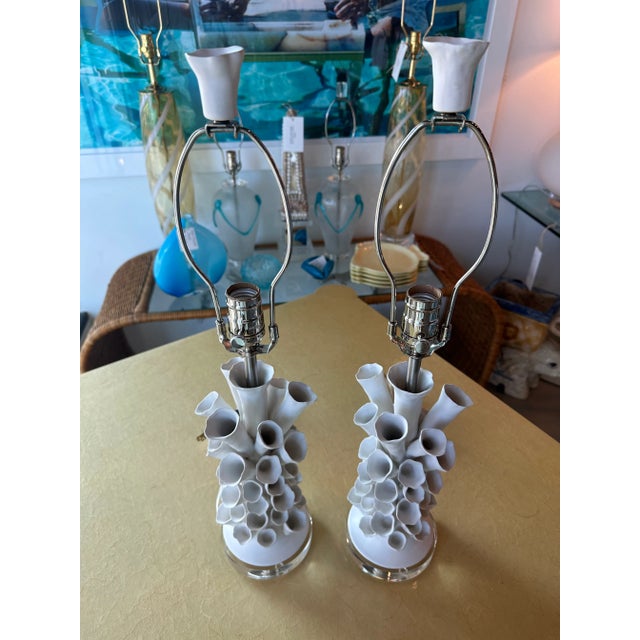 Vintage Pair Porcelain Faux Coral Tubes Table Lamps Lucite Base Newly Wired For Sale - Image 12 of 13
