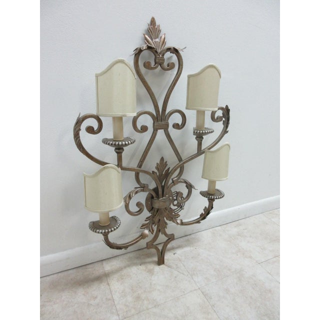 Great shape tight and sturdy. minor wear. Please see photos as they are considered part of the description.. See more...