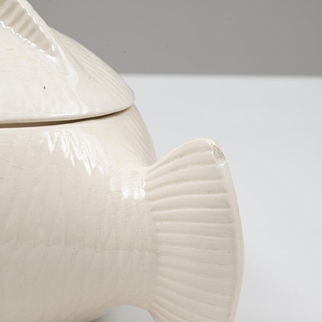 20th Century French Special Edition Porcelain Tureen With Lid For Sale - Image 13 of 18