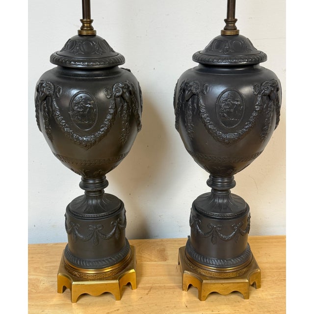 Metal Mid 20th Century Warren Kessler Wedgwood Style Black Basalt Neoclassical Urn Lamps - a Pair For Sale - Image 7 of 16