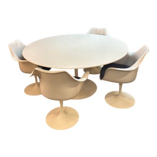 Eero Saarinen for Knoll 50th Anniversary Commemorative Limited Addition Round Tulip Table With 4 Chairs Signed With Commemorative Plaque For Sale