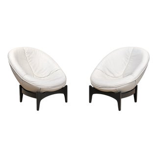 Oval White Leather Armchairs by Emiel Veranneman for de Sede, Switzerland, 1992, Set of 2 For Sale