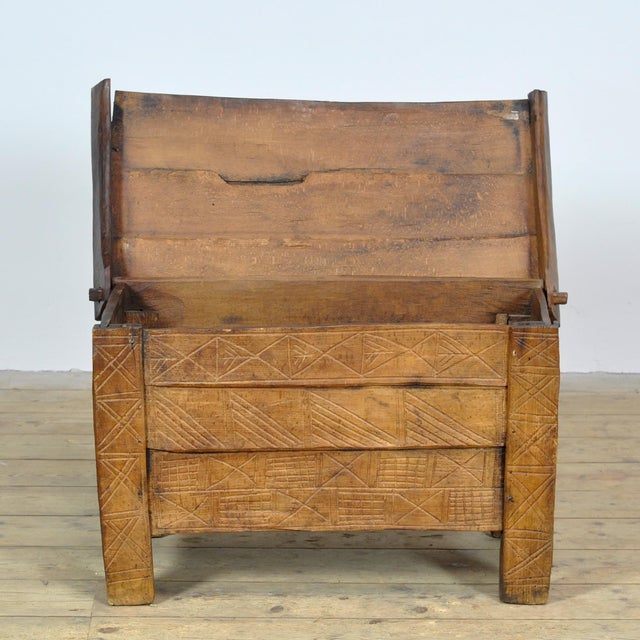 Early 20th Century Folk Art Romanian Shepherds Chest, 1900 For Sale - Image 5 of 13