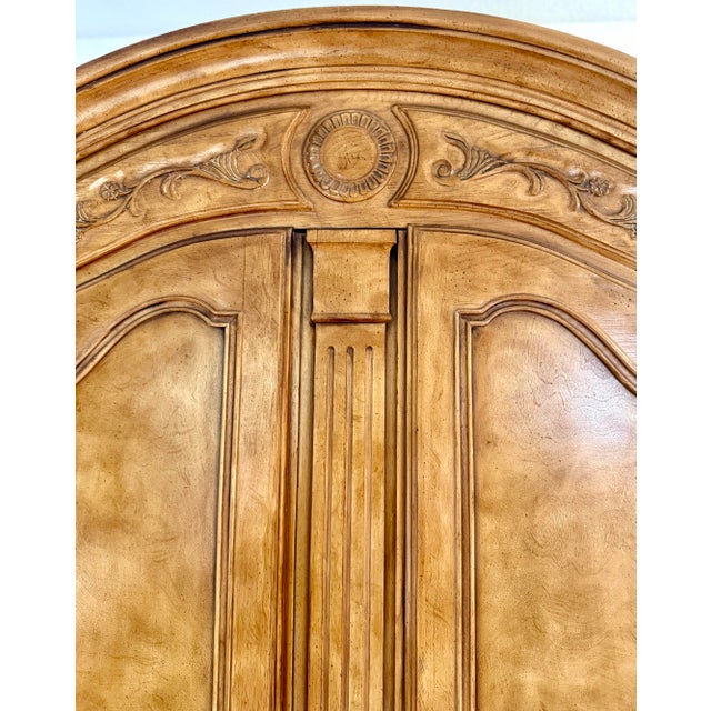 Late 20th Century Drexel Heritage “Old World” French Provincial Carved Armoire / Wardrobe For Sale In Austin - Image 6 of 12