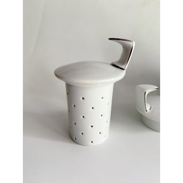 Rosenthal Bauhaus Platin Tac Teapot by Walter Grophius for Rosenthal Studio Linie, Germany, 1992 For Sale - Image 4 of 7