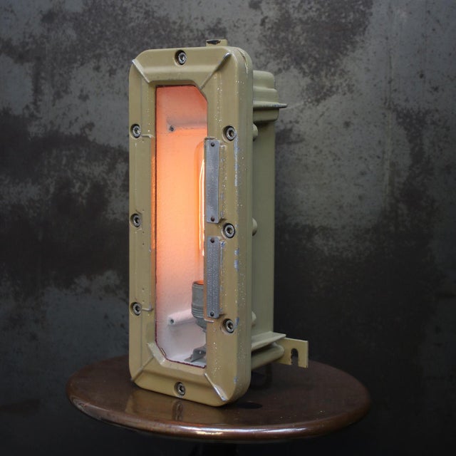 Industrial Vintage French Industrial Beige Cast Aluminium Wall Sconce from Mapelec For Sale - Image 3 of 6