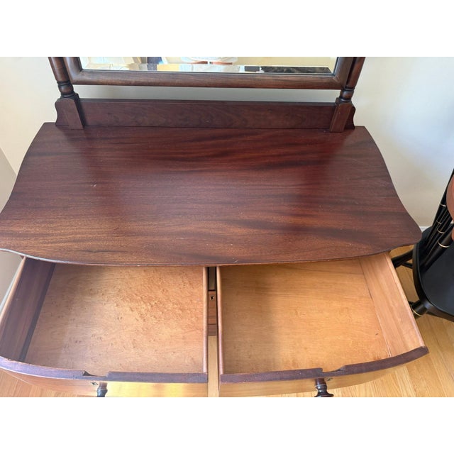Antique Victorian Style Mahogany Bow-Front 3-Drawer Chest & Tilting Arched Vanity Mirror For Sale - Image 4 of 4