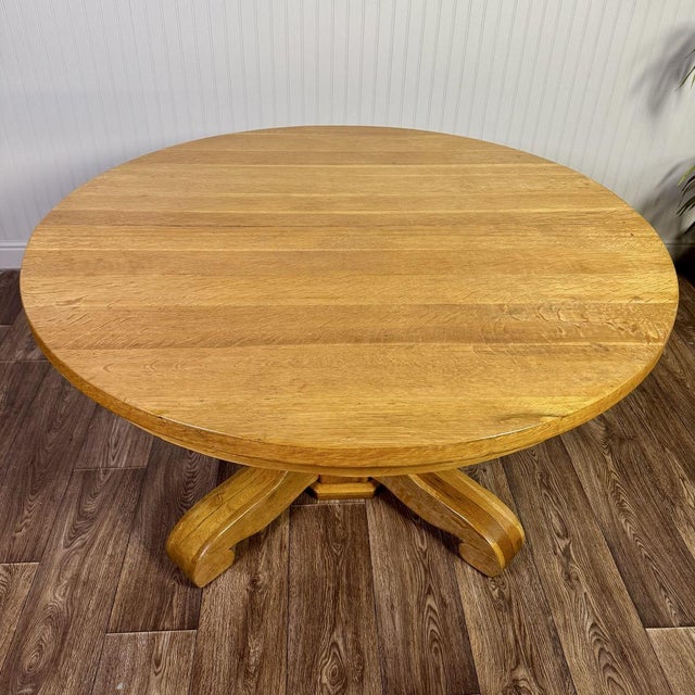Wood Vintage Tiger Oak Round Pedestal Dining Table For Sale - Image 7 of 15