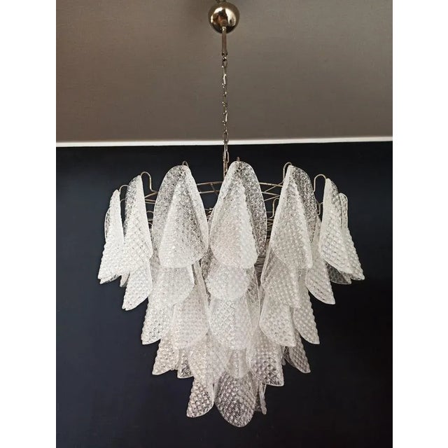 Italian vintage Murano chandelier made of 57 glass petals "rondini" (transparent crystal, smooth outside, with crystal...