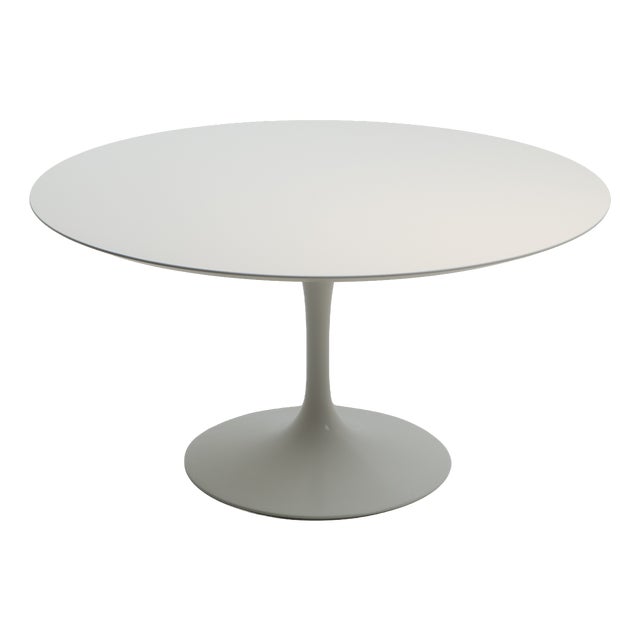 Round Dining Table by Saarinen for Knoll International, 1970s For Sale
