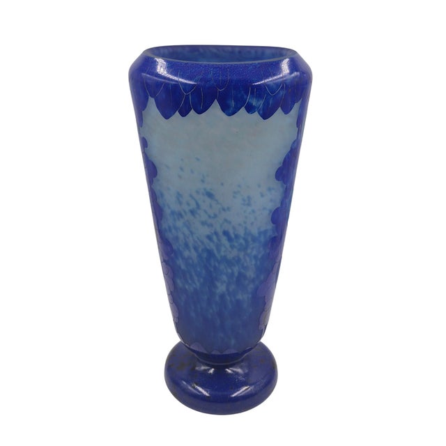 1920s Charder Art Deco Camafeo Vase by Le Verre Français in Vidrio Azul - 32 Cm For Sale - Image 13 of 16