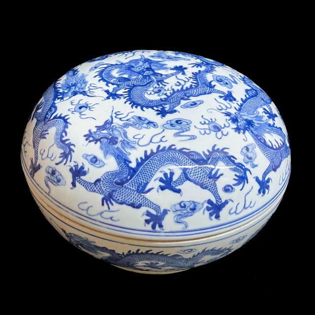 Vintage Chinese Hand Painted Blue and White Jingdezhen Jiangxi (江西) Porcelain with Five Imperial Dragon Pattern Sweetmeat...