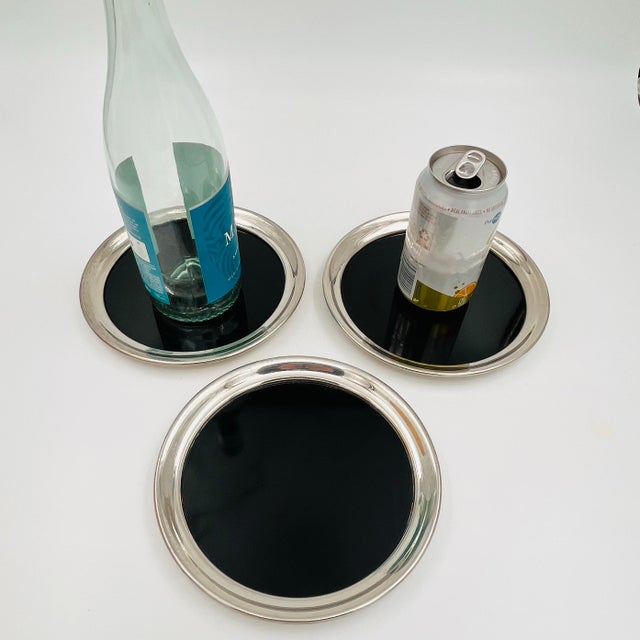 Vintage Lenox pewter and black lucite small serving tray measuring 7.5" in diameter and weighing approximately 3/4 pound....