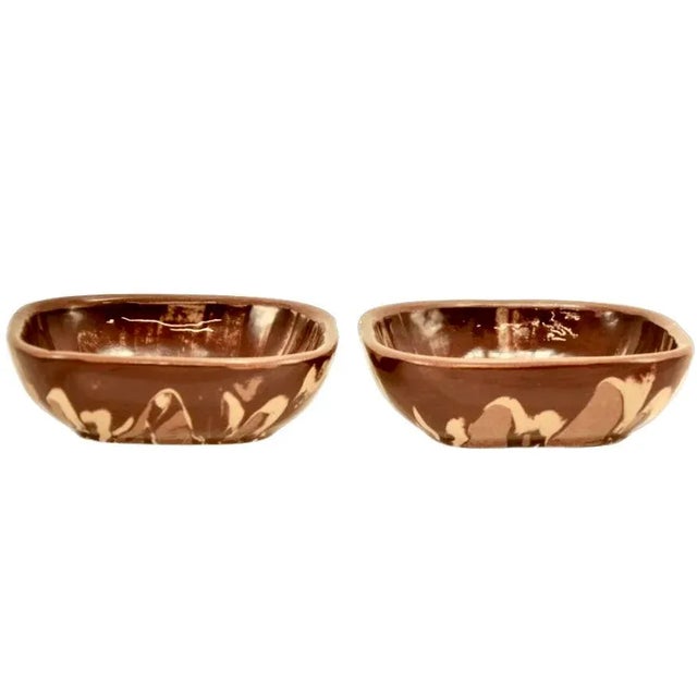 Farmhouse Cardwell Montana Calico Clay Bowls – A Pair For Sale - Image 3 of 6
