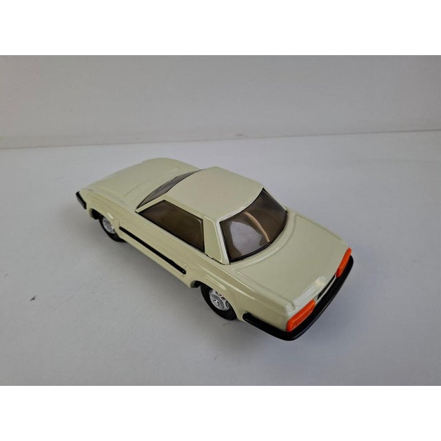 Metal Mid-Century Modern Czechoslovak Norma Toy Car in Tin from Ites Igra, 1970s For Sale - Image 7 of 18