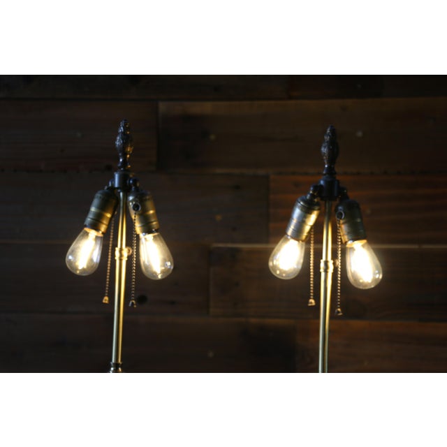 Wood Italian Pair of Carved Wood Gilt Table Lamps With Fluted Urn Bases For Sale - Image 7 of 18