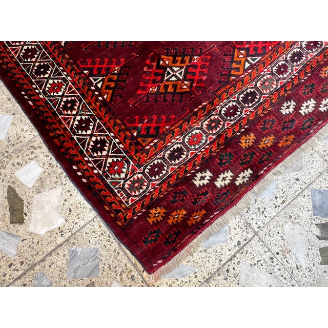 Burgundy High-Quality Hand-Knotted Turkmen Yomut Wool Area Rug - 4'6" X 6'1" For Sale - Image 8 of 14