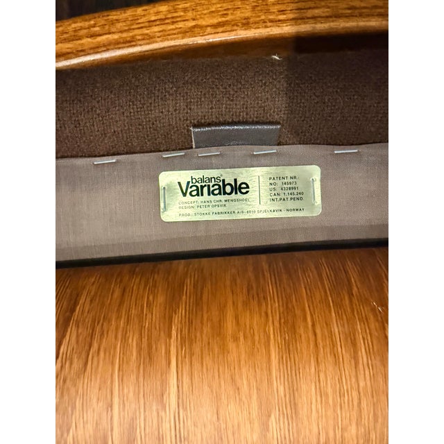 Mid-Century Modern 1970s Balans Variable Bentwood Kneeling Chair by Peter Opsvik for Stokke Fabrikker Norway For Sale - Image 3 of 7