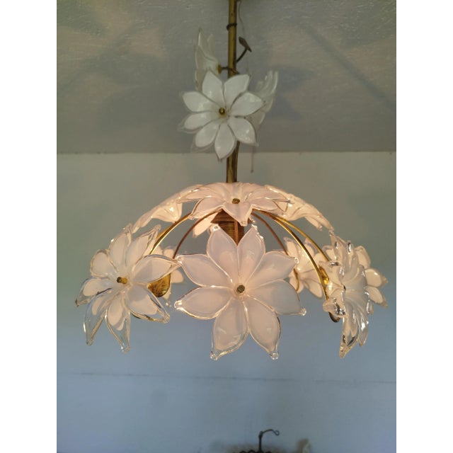Glass 1980s Italian Murano White Ceiling Pendant Light For Sale - Image 7 of 8