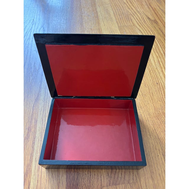 Vintage Hand-Painted Lacquer Table Box - "Sadko in the Underwater Kingdom" For Sale - Image 4 of 10