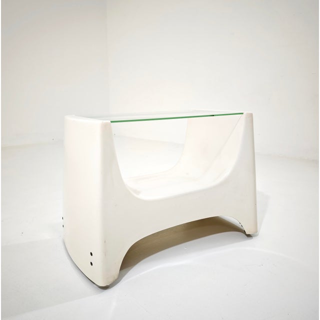 Mid-Century Modern Space Age Resin and Glass Coffee Table, Italy, 1970s For Sale - Image 11 of 13