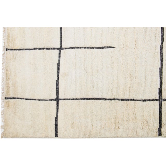 2020s Modern Moroccan Style Oversize Wool Rug With Geometric Pattern in Beige For Sale - Image 4 of 7