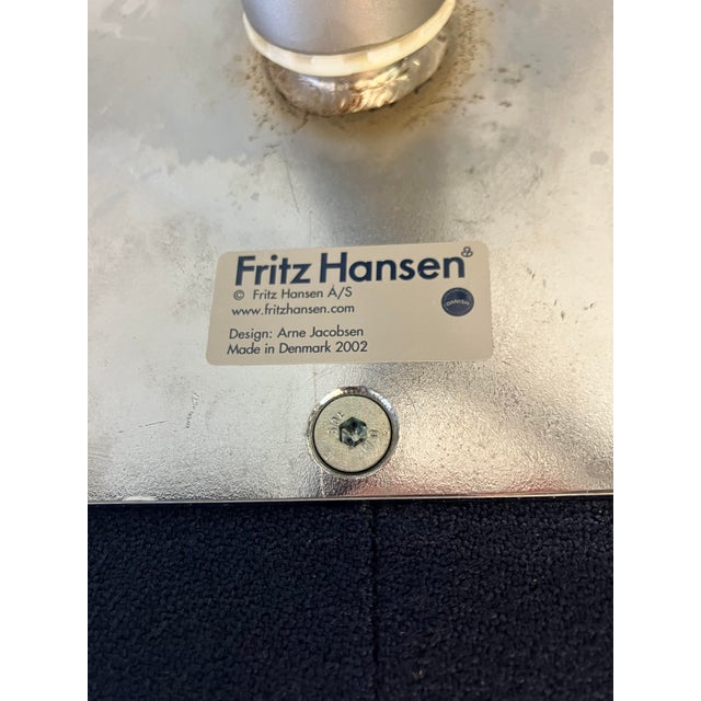 Swan Chair in Cast Aluminum Frame by Arne Jacobsen, 2001 For Sale - Image 14 of 15