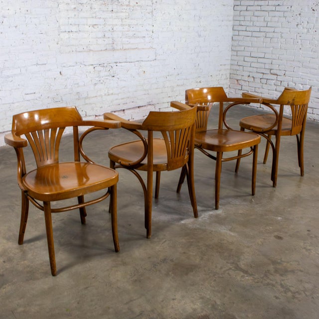 Late 19th Century Bauhaus Beech Bentwood Thonet Style Fan Back Captains Armchairs Set of 4 For Sale - Image 14 of 18