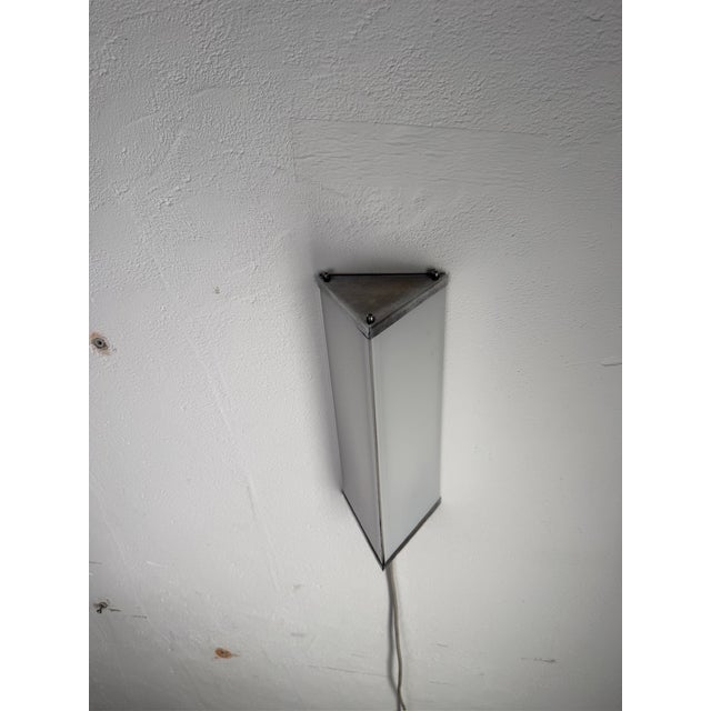 Modernist Geometric Wall Lamp in Glass and Metal, 1960s For Sale - Image 6 of 15