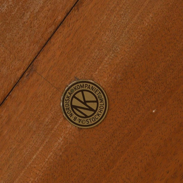 Swedish Modern Dining Table in Burl Wood and Beech attributed to Axel Einar Hjorth for Nordiska Kompaniet, 1938 For Sale - Image 12 of 14