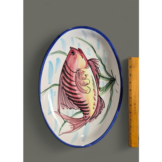 Late 20th Century Coastal Italian Hand Painted Pottery Aurora Fish Oval Platter Wall Hanging 16'' For Sale - Image 4 of 7