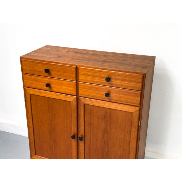 1960s Teak Chest of Drawers from Brouer Møbelfabrik, 1960s For Sale - Image 5 of 18