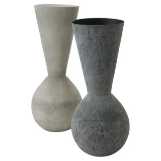 Koneo Vases by Imperfettolab, Set of 2 For Sale