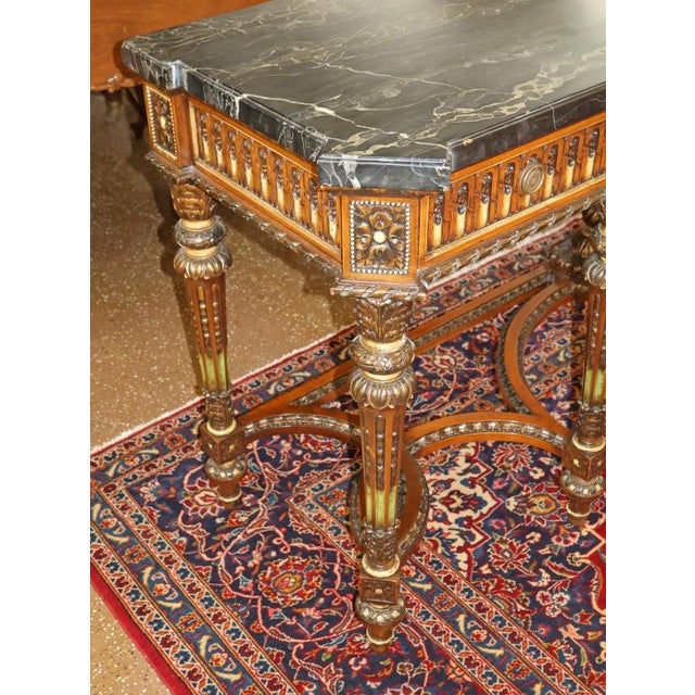 1920s French Louis XVI Style Marble Top Inlaid Satinwood & Walnut Buffet Sideboard For Sale In New York - Image 6 of 18