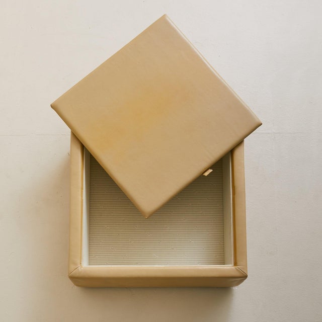 1970s French Leather Coffee Table with Storage by Ligne Roset, 1970s For Sale - Image 5 of 11