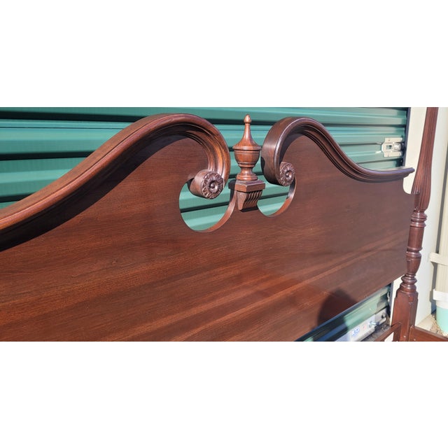 1990s Late 20th Century Ethan Allen Georgian Style Four Post King Bed For Sale - Image 5 of 14