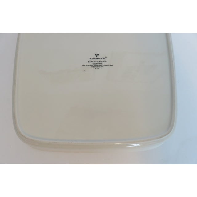 1997 Vintage Sarah's Garden by Wedgwood Oven Dish Euc Hard to Find For Sale - Image 11 of 11