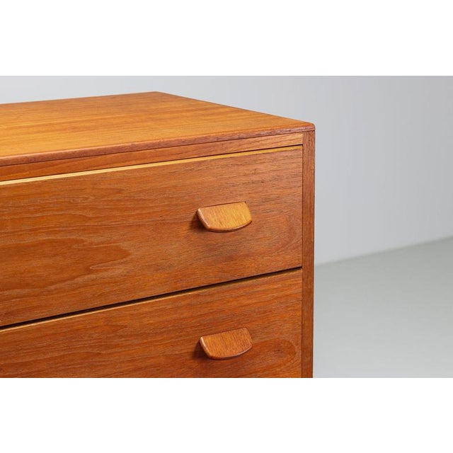 Vintage Model F17 Chest of Drawers in Teak by Poul M. Volther for FDB Møbler, Denmark, 1960 For Sale - Image 9 of 16
