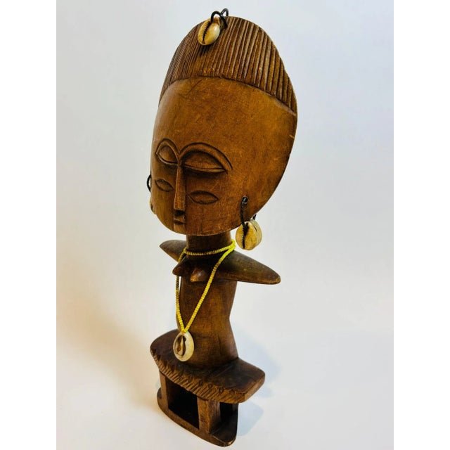 Wood Ashanti Akua’ba Fertility Figure With Cowrie Shells, Ghana, Circa 1930 For Sale - Image 7 of 12